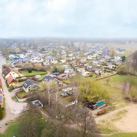 Mit Sauna Im Mirow בית נופש