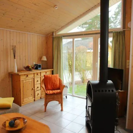 Holiday home Mit Sauna Im Mirow